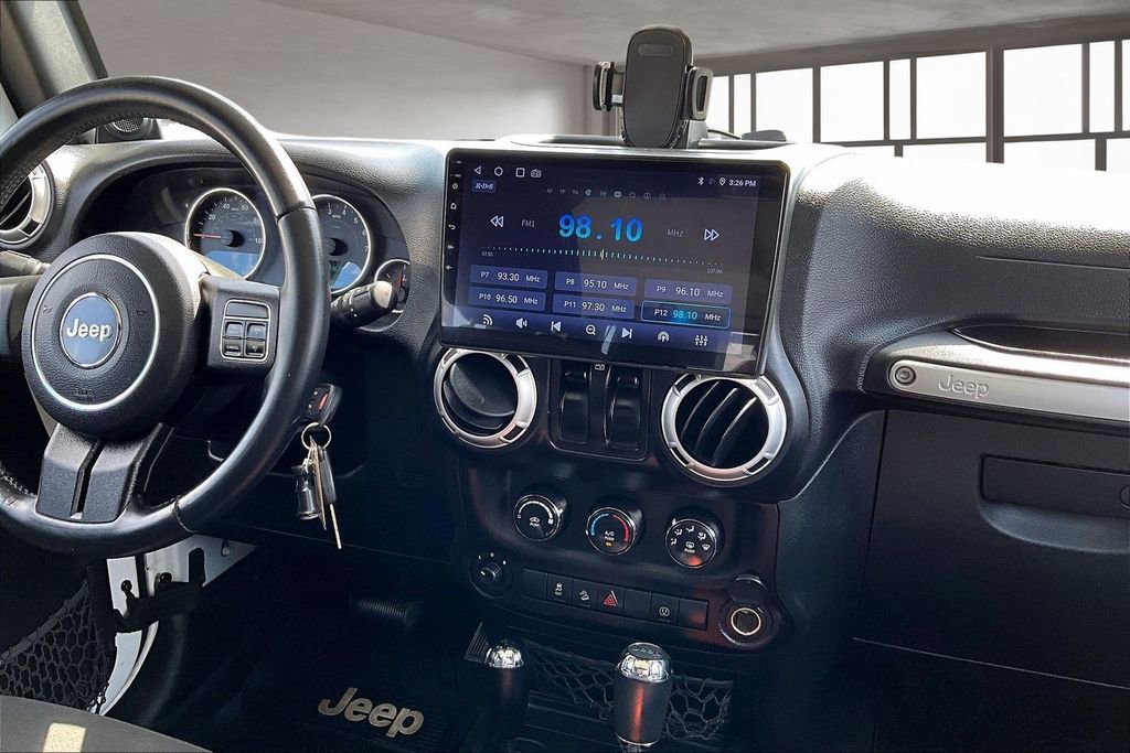 Used 2013 Jeep Wrangler Sahara w/ Dual Top Group AWD/4WD image 8