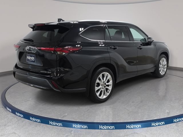 Certified 2025 Toyota Highlander Limited AWD/4WD image 5