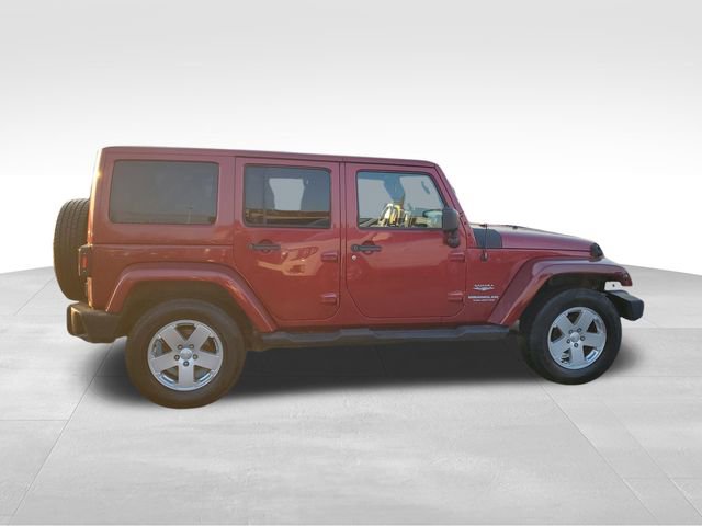 Used 2011 Jeep Wrangler Unlimited Sahara w/ Connectivity Group image 3