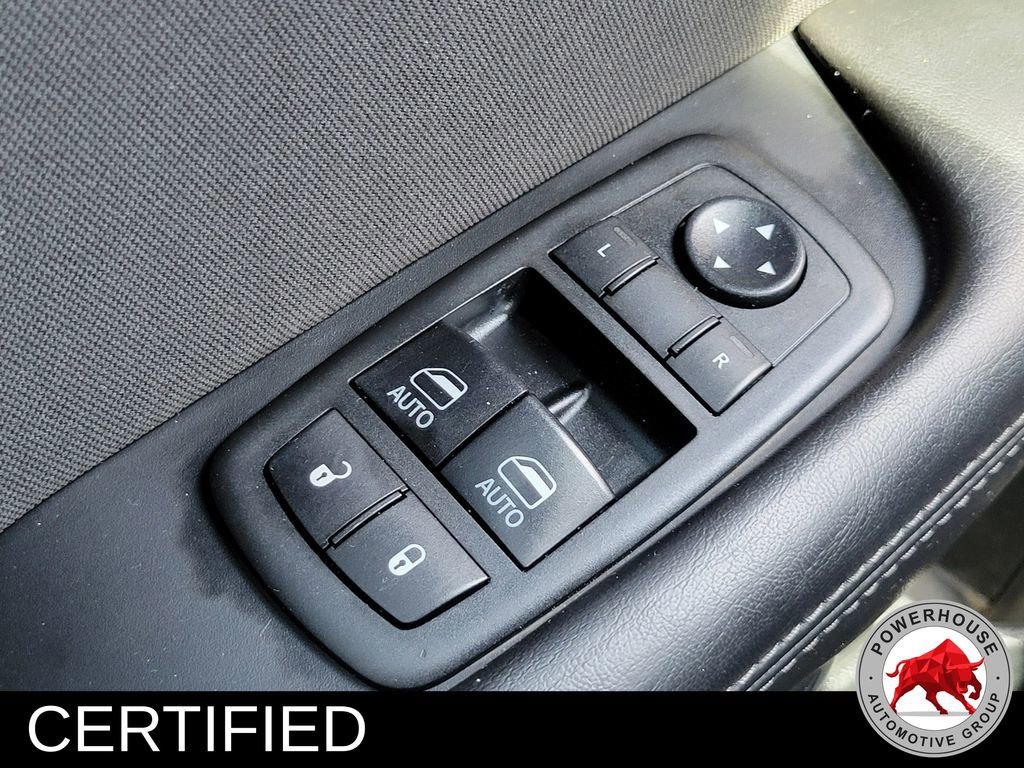 Used 2020 Dodge Challenger SXT image 22