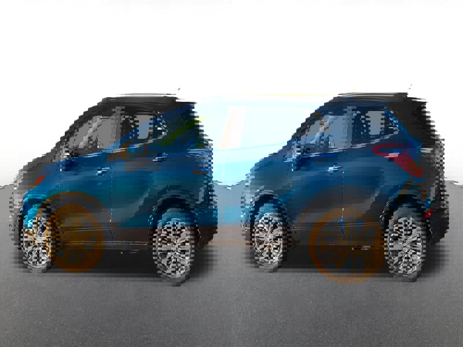 Used 2019 Buick Encore Preferred image 3