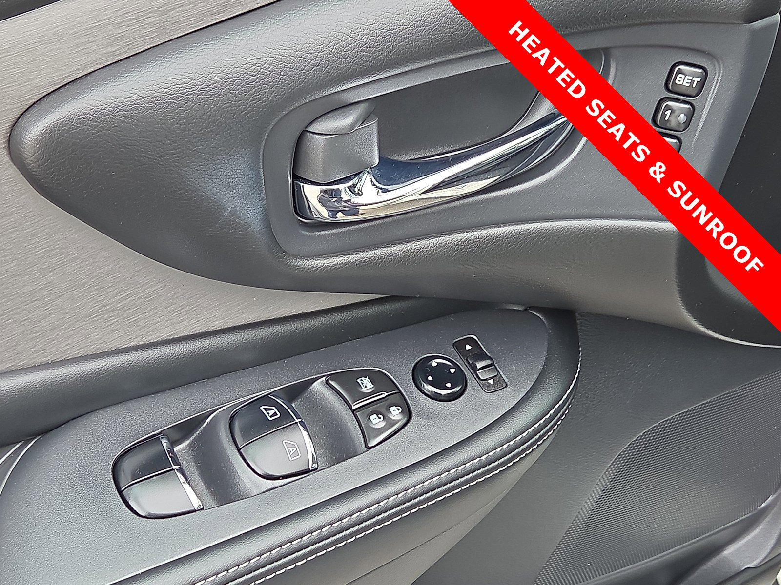 Used 2024 Nissan Murano SL image 14