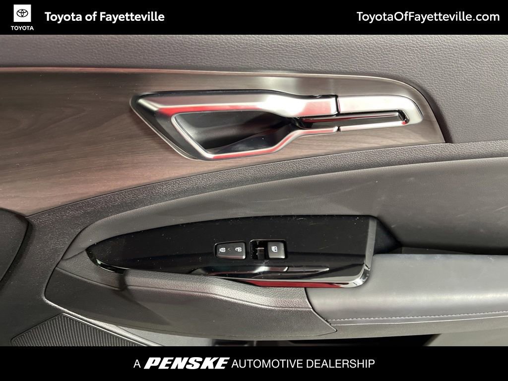 Used 2025 Kia Sportage X-Pro Prestige image 11