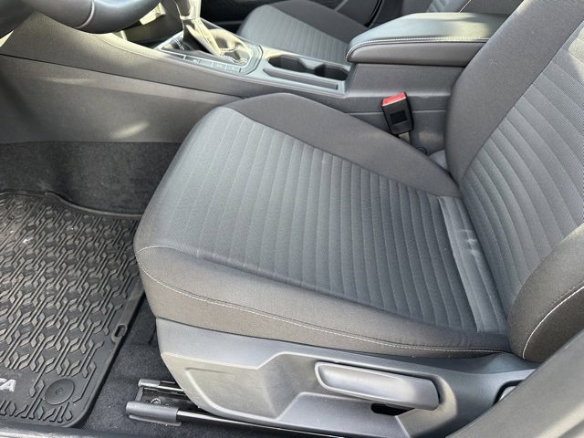 Certified 2025 Volkswagen Jetta S image 14