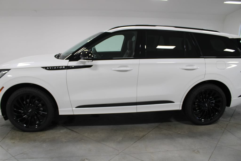 New 2026 Lincoln Aviator Reserve AWD/4WD image 5