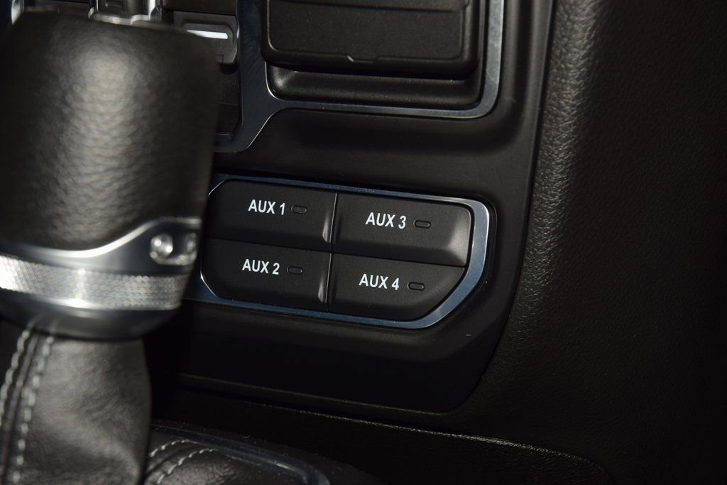 Used 2024 Jeep Wrangler Rubicon w/ Safety Group image 33