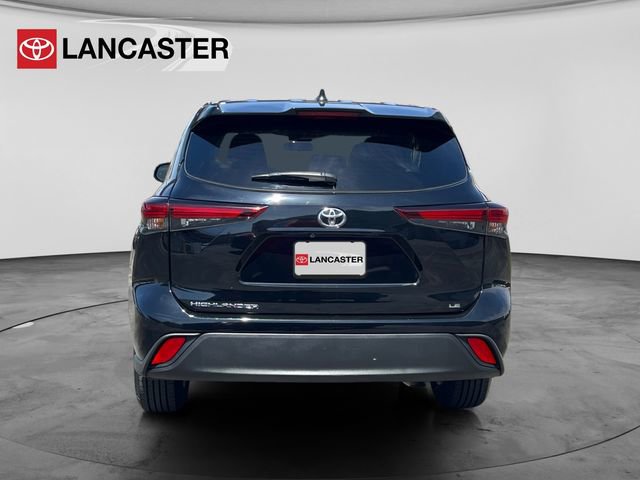 Certified 2025 Toyota Highlander LE image 6
