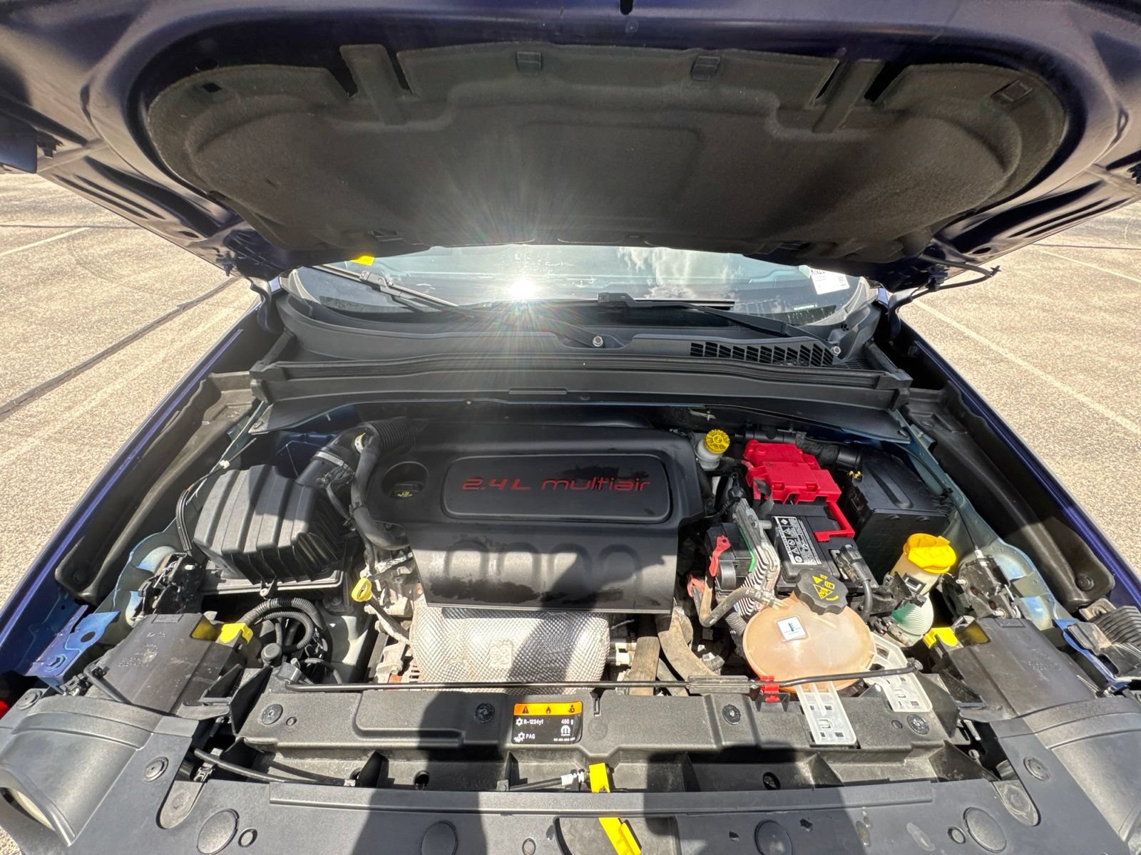 Used 2018 Jeep Renegade Altitude w/ Cold Weather Group FWD image 32