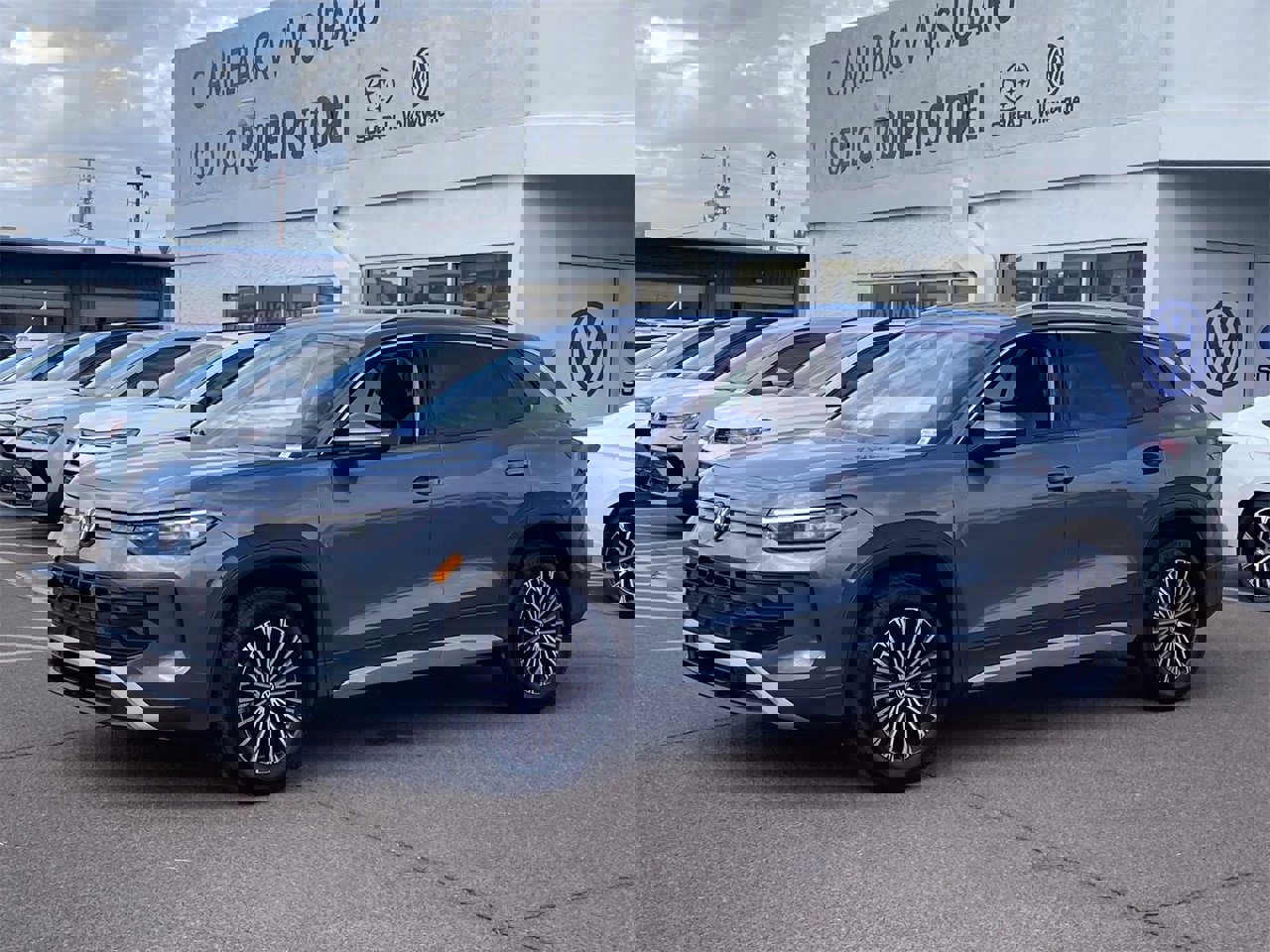 New 2025 Volkswagen Tiguan S image 3