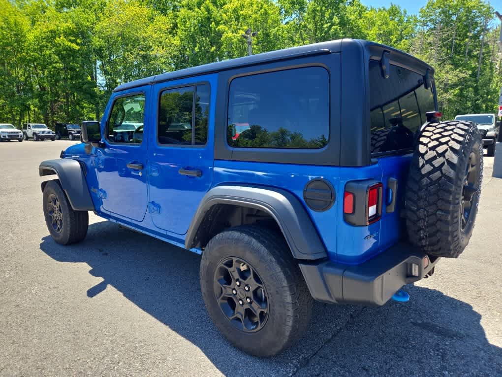 Used 2023 Jeep Wrangler Unlimited w/ Cold Weather Group AWD/4WD image 6