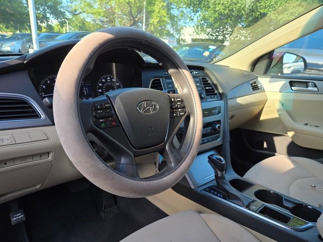Used 2015 Hyundai Sonata SE FWD image 13