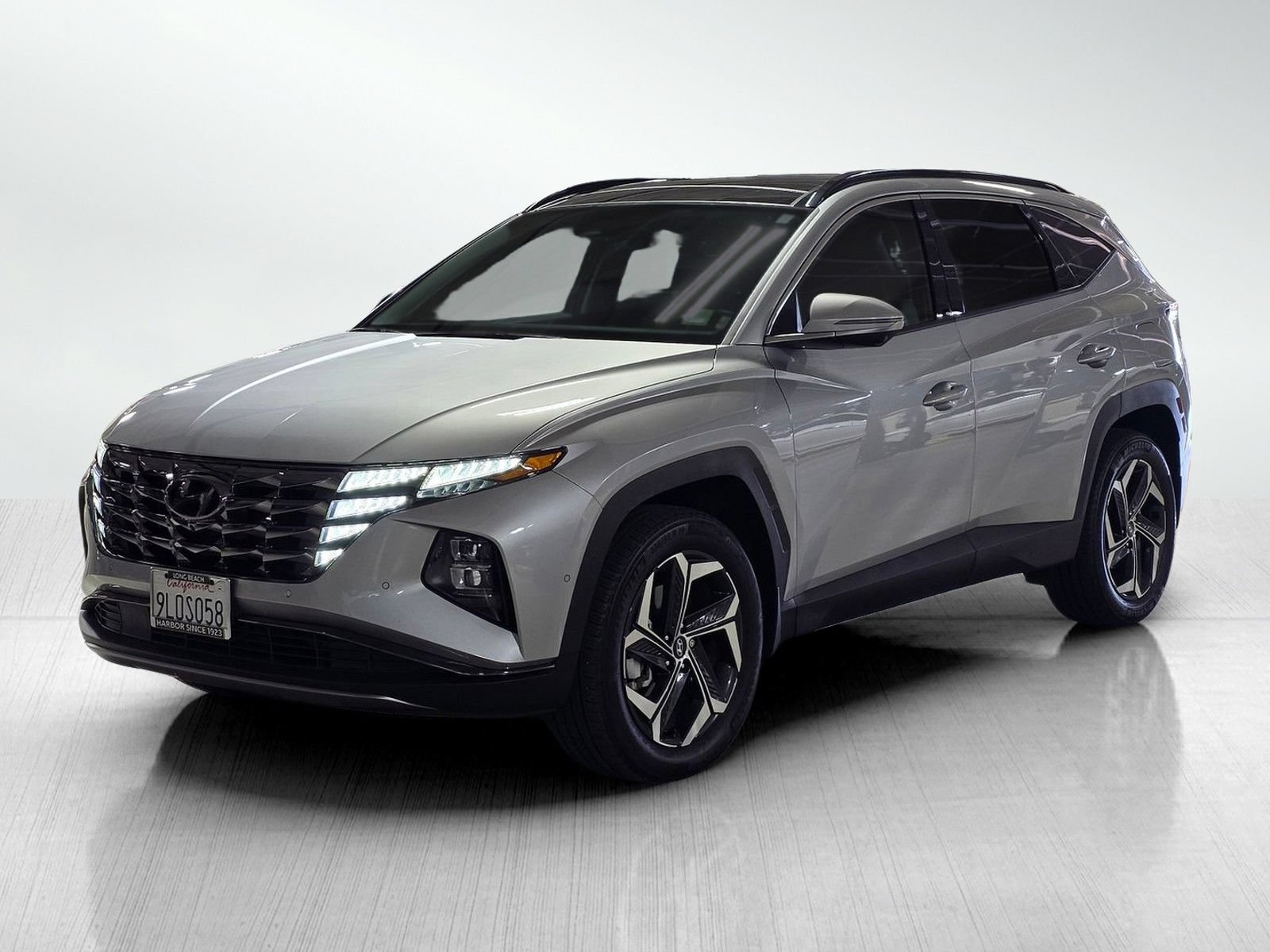 Used 2024 Hyundai Tucson Limited AWD/4WD image 3