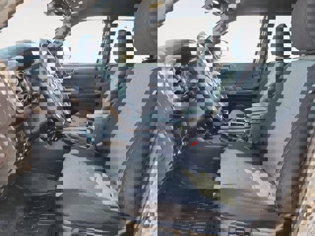 Used 2022 Toyota Tacoma SR image 9