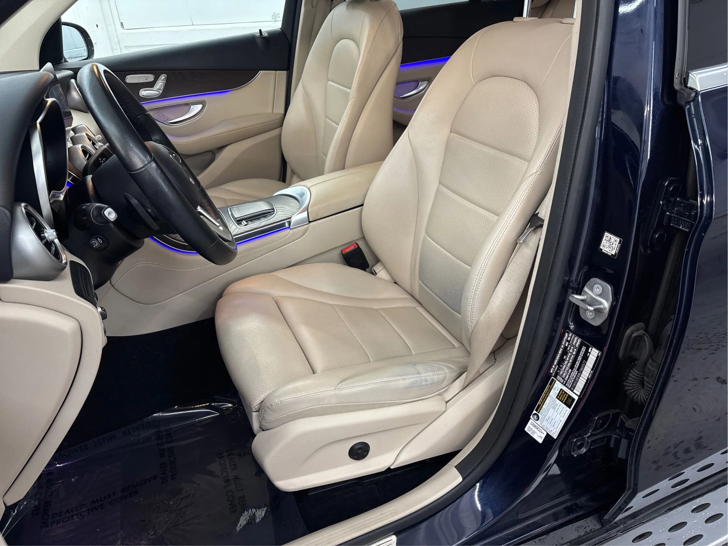 Used 2020 Mercedes-Benz GLC 300 4MATIC image 13