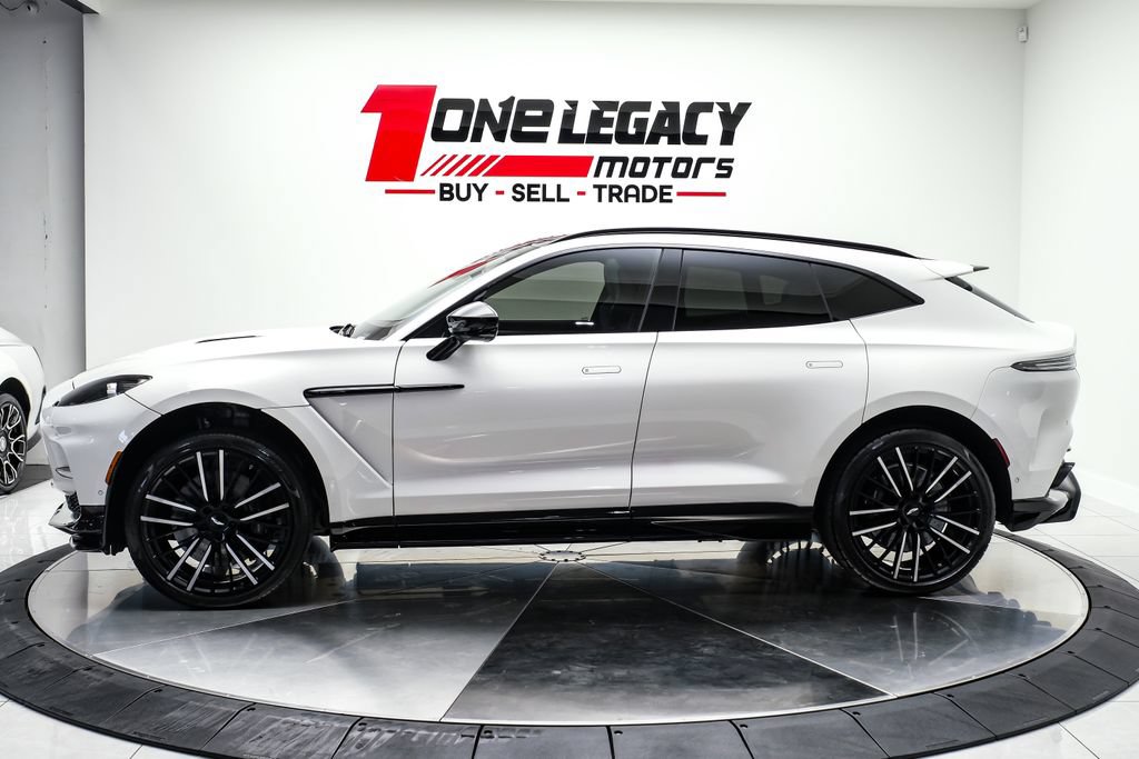Used 2023 Aston Martin DBX 707 AWD/4WD image 10