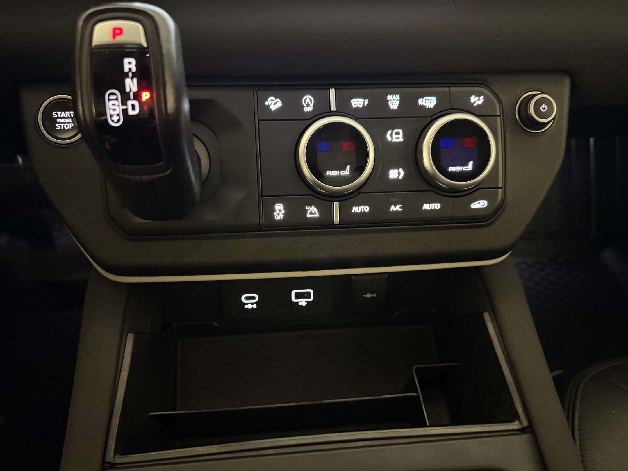 Used 2023 Land Rover Defender 110 S AWD/4WD image 19