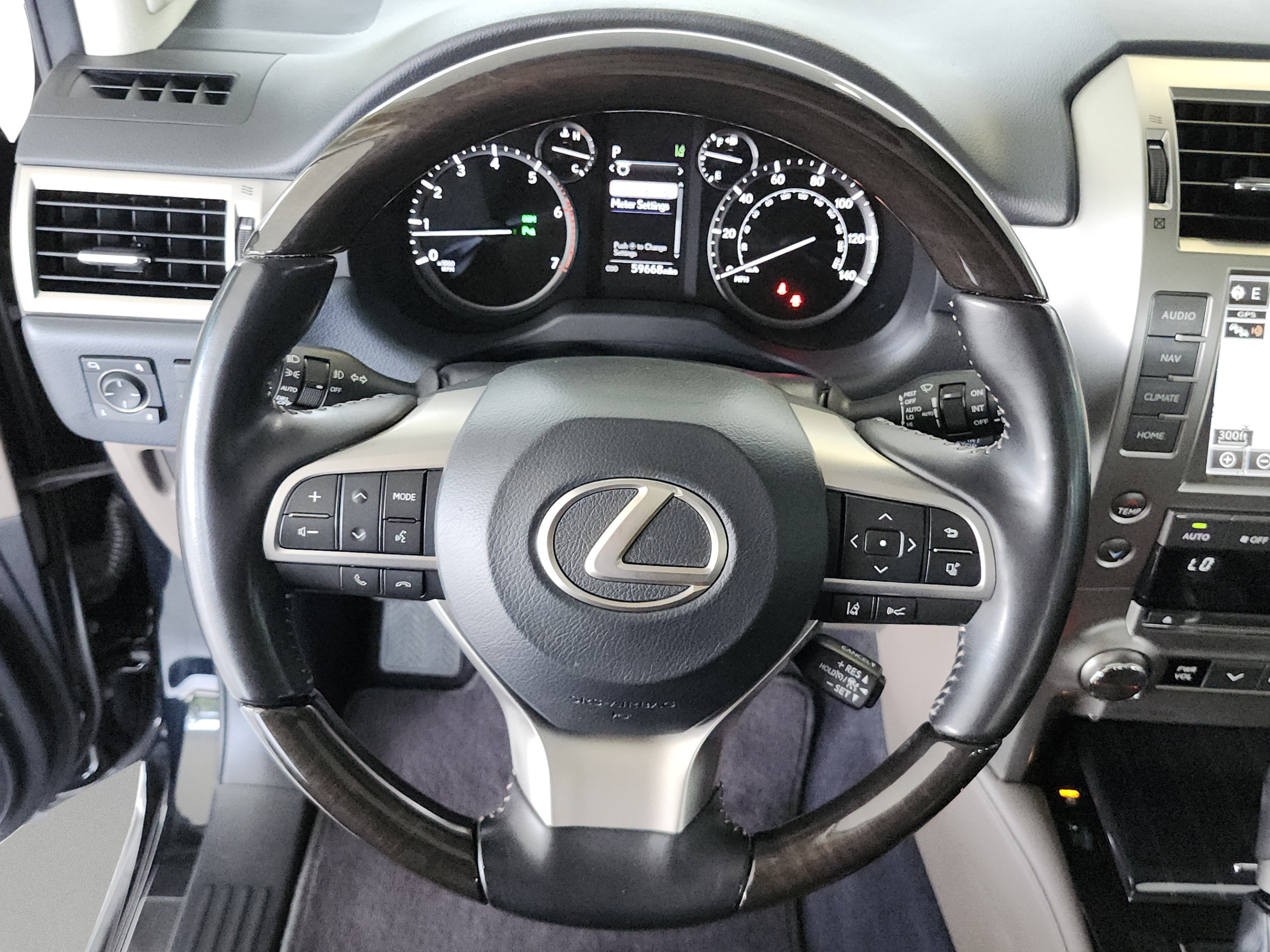 Used 2021 Lexus GX 460 Premium w/ Premium Package AWD/4WD image 10