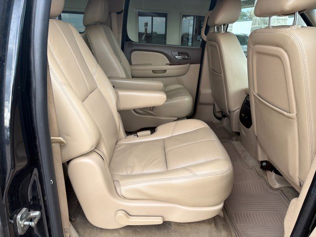 Used 2014 Chevrolet Suburban LT image 26