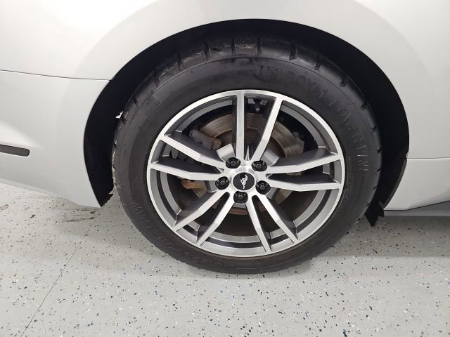 Used 2015 Ford Mustang GT image 7