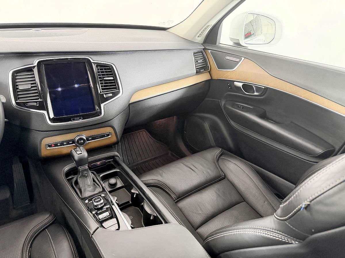 Used 2017 Volvo XC90 T6 Inscription w/ Vision Package image 63