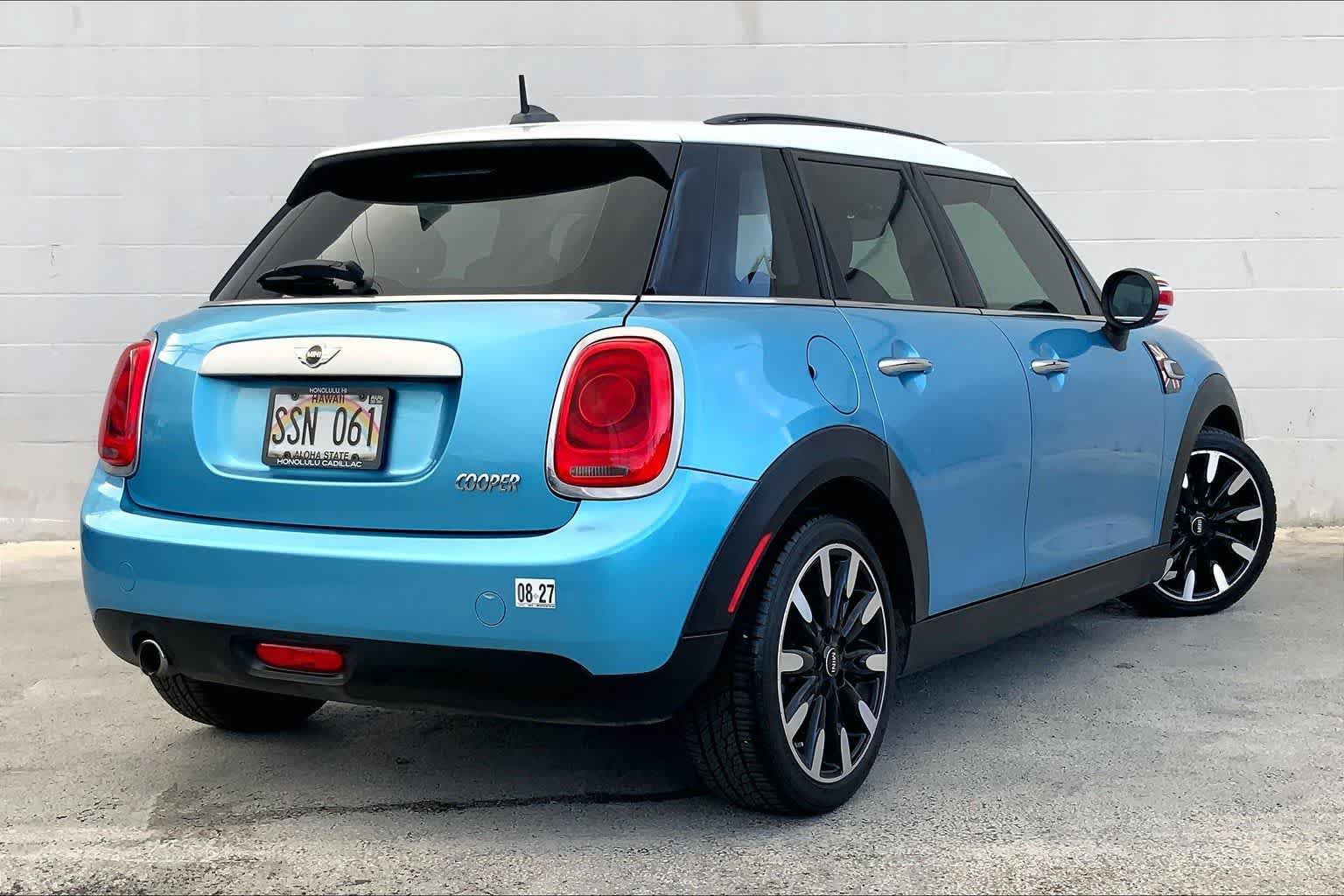 Used 2015 MINI Cooper 4-Door Hardtop FWD image 22