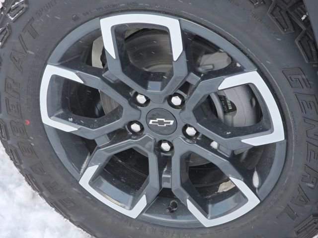 New 2026 Chevrolet Equinox ACTIV w/ Convenience Package III image 18