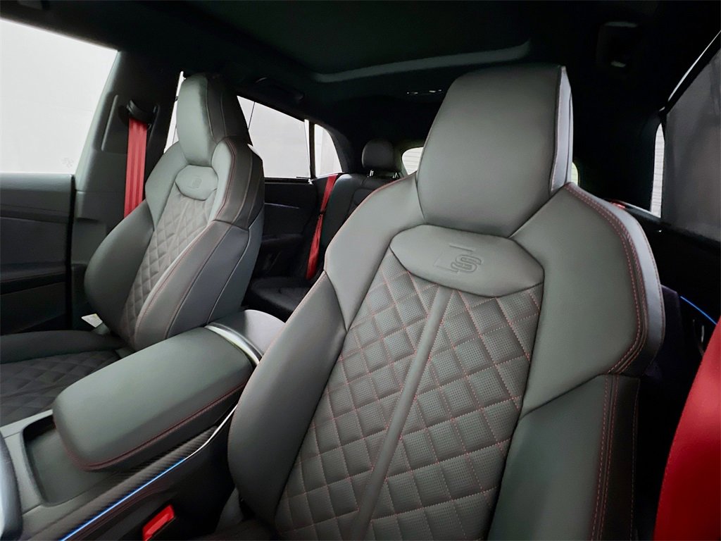 New 2026 Audi Q8 Prestige image 11