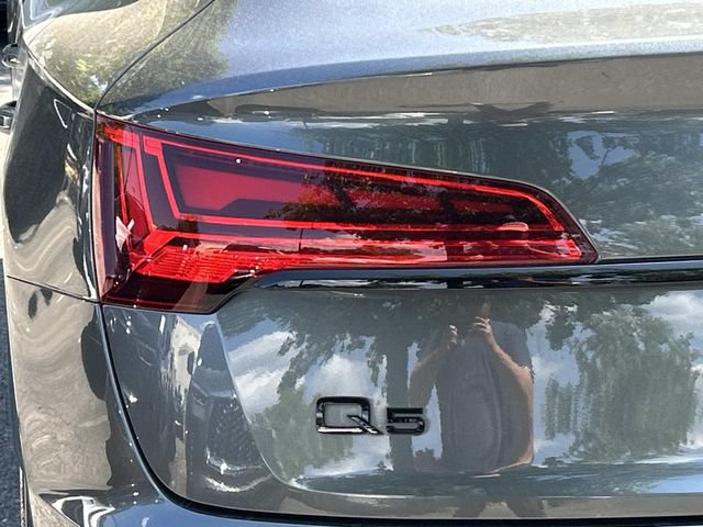 Used 2023 Audi Q5 2.0T Premium Plus AWD/4WD image 12