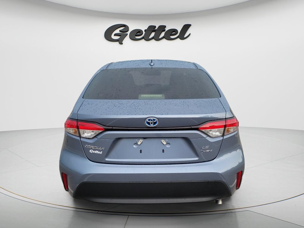 Used 2025 Toyota Corolla LE FWD image 6