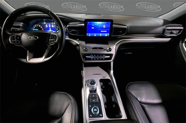 Used 2022 Ford Explorer XLT w/ Equipment Group 202A image 19