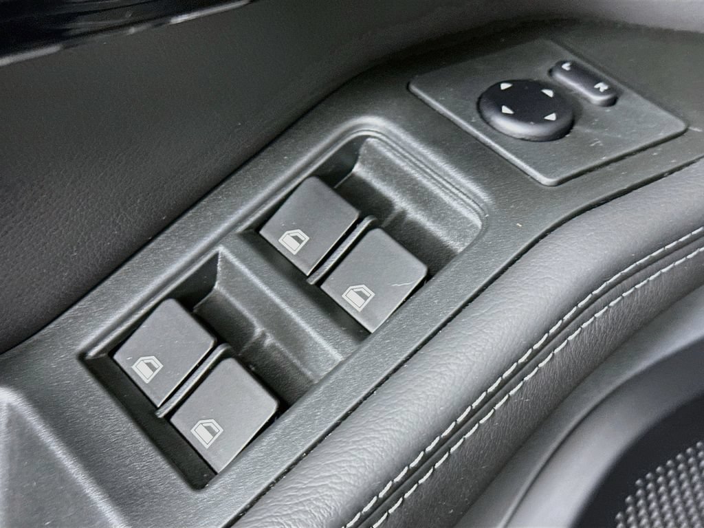 Used 2024 INEOS Grenadier Station Wagon AWD/4WD image 16