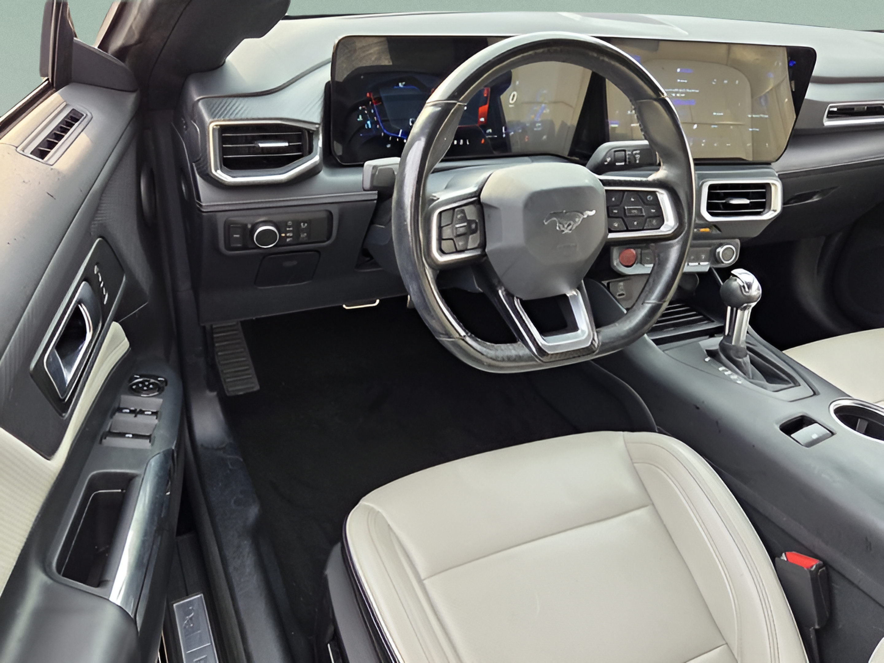Used 2024 Ford Mustang Premium RWD image 11