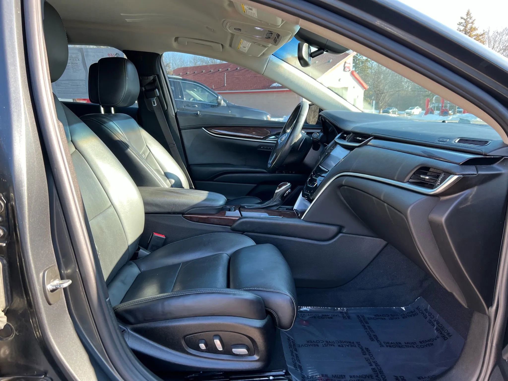 Used 2013 Cadillac XTS Luxury image 19