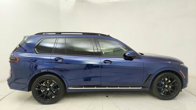Used 2024 BMW X7 xDrive40i w/ Executive Package image 11