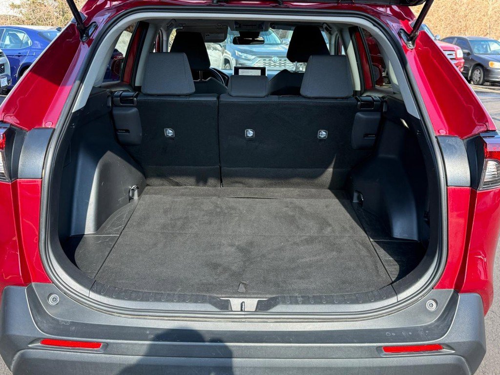 Certified 2025 Toyota RAV4 XLE image 4
