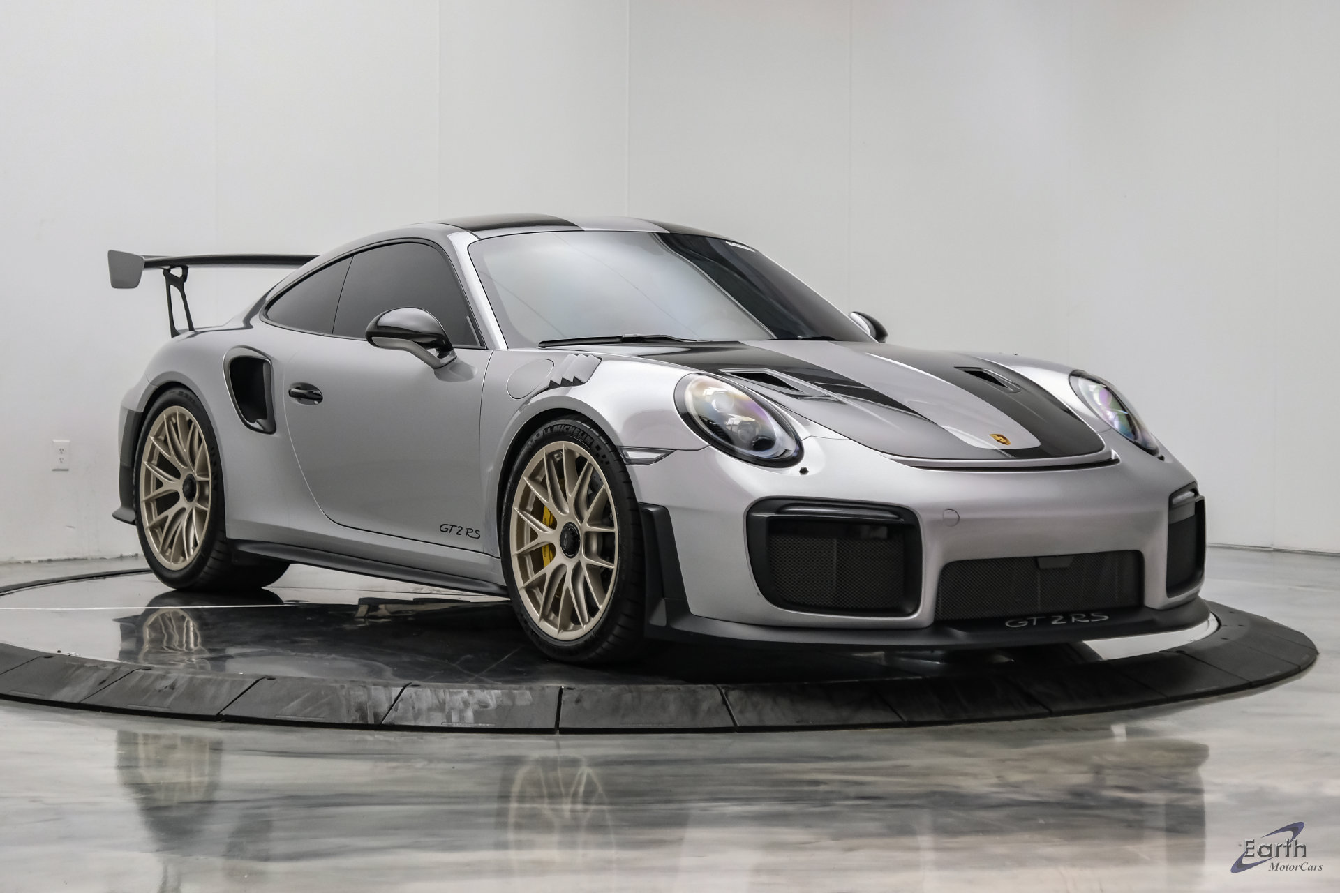 Used 2018 Porsche 911 GT2 RS RWD image 29