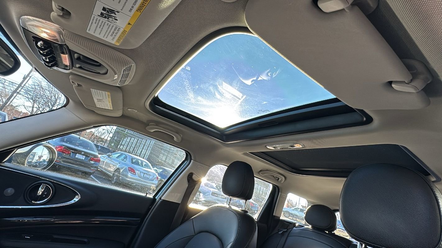 Used 2017 MINI Cooper Clubman ALL4 image 12