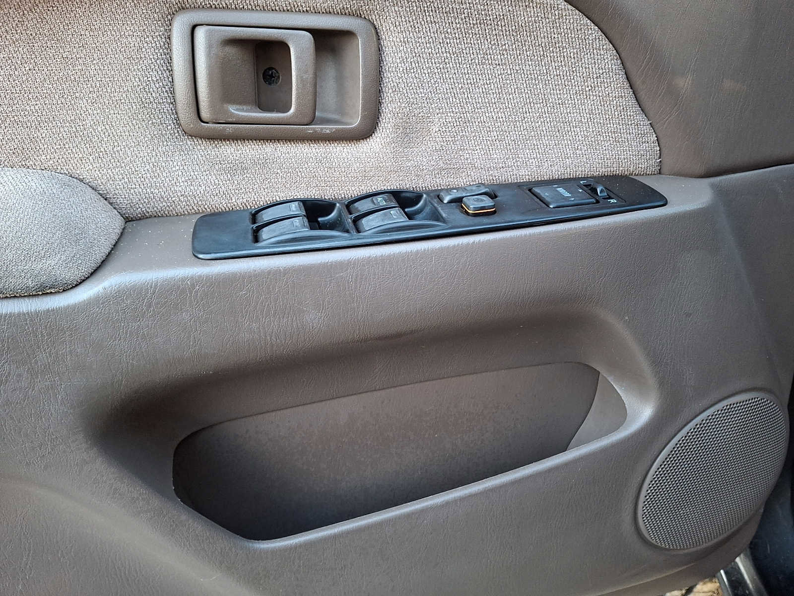 Used 1998 Toyota 4Runner SR5 image 11