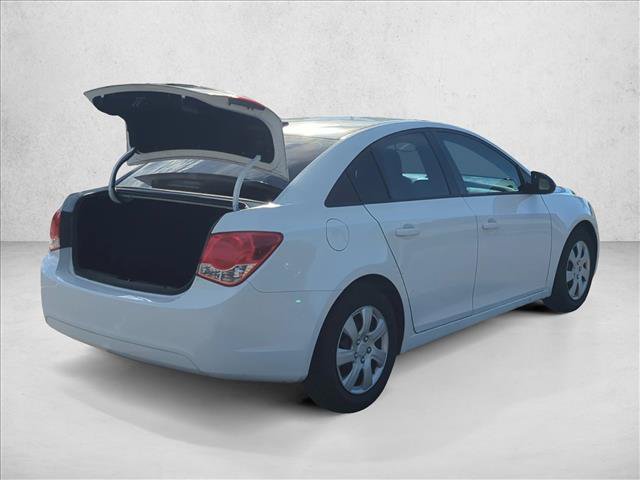 Used 2014 Chevrolet Cruze LS FWD image 8
