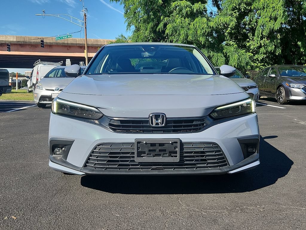 Used 2024 Honda Civic Touring image 2