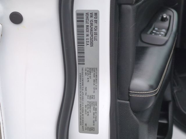 Used 2023 Jeep Grand Cherokee Altitude AWD/4WD image 26