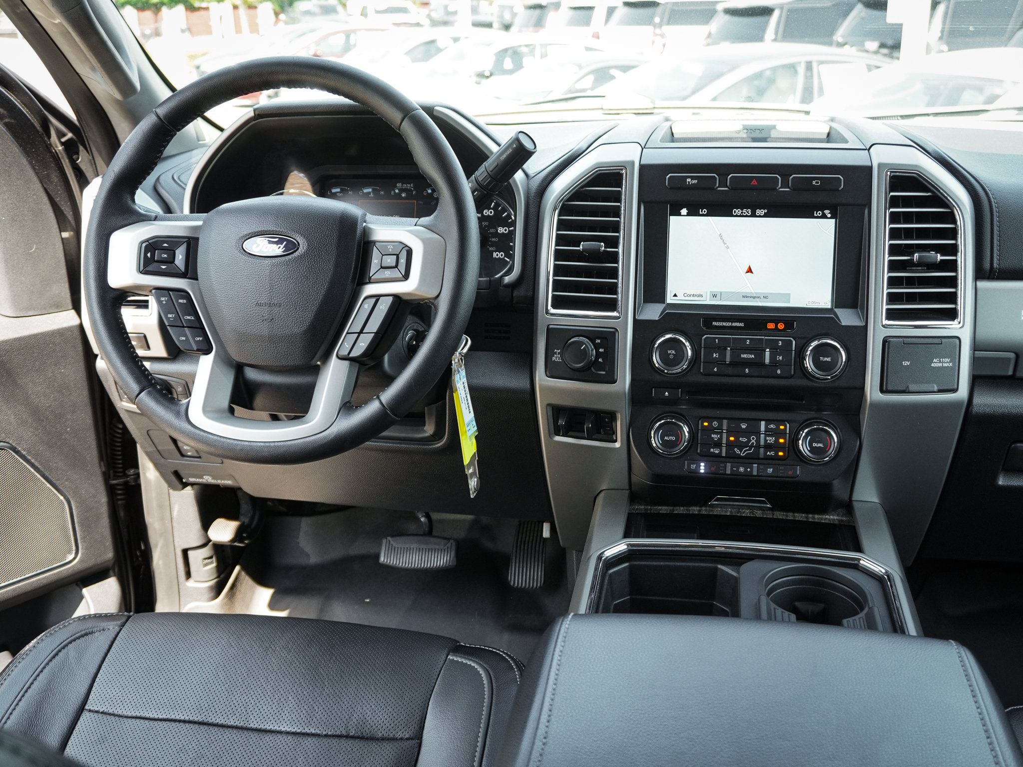 Used 2017 Ford F350 Lariat AWD/4WD image 30