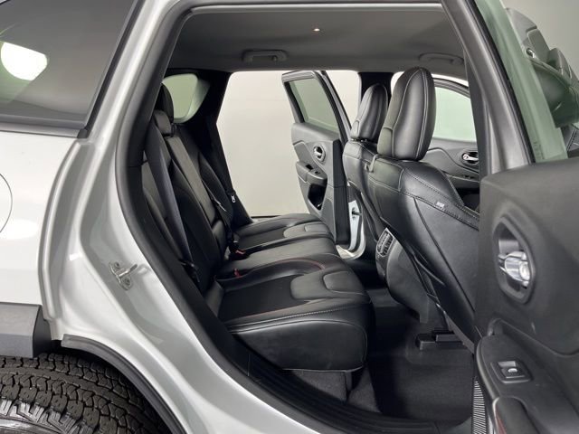 Used 2022 Jeep Cherokee Trailhawk w/ Sound & Nav Group image 47