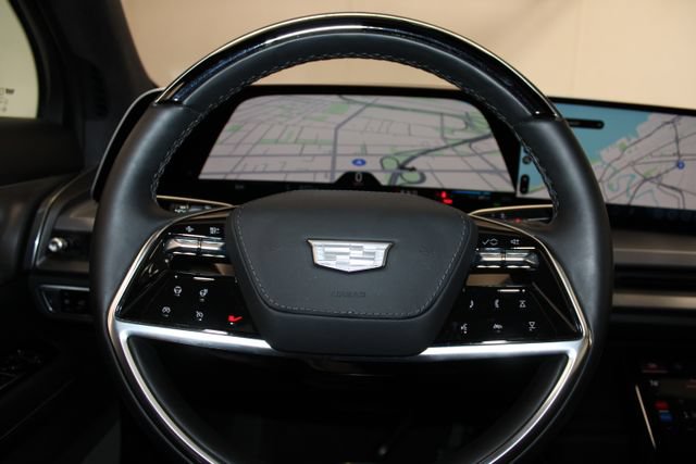 Used 2026 Cadillac Vistiq Platinum w/ LPO, Floor Liner Package AWD/4WD image 27