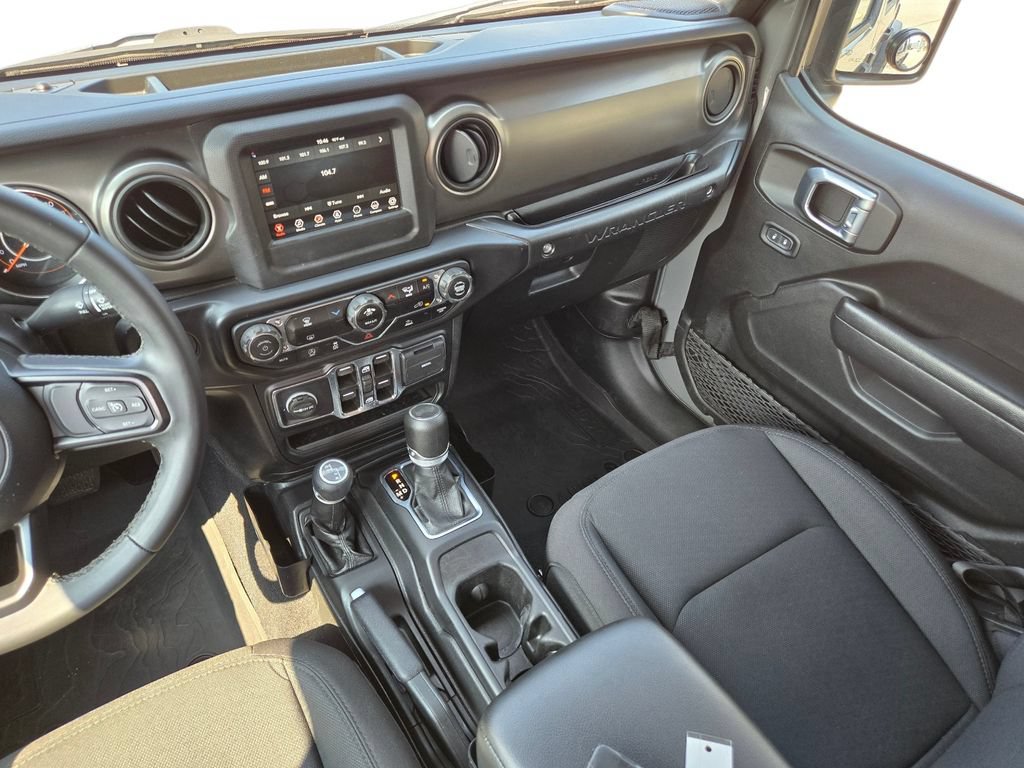Used 2022 Jeep Wrangler Unlimited Sport AWD/4WD image 20