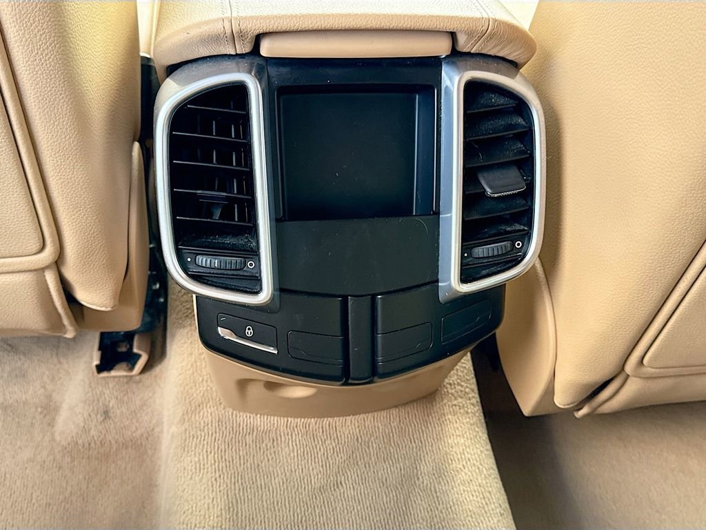 Used 2012 Porsche Cayenne image 19