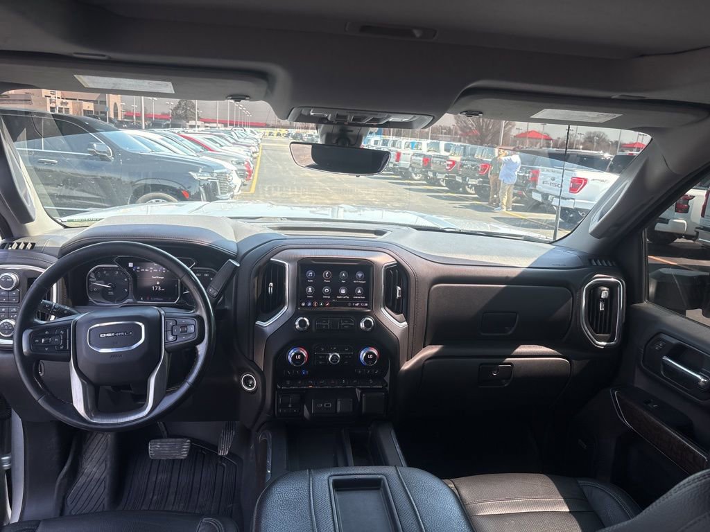 Used 2020 GMC Sierra 2500 Denali w/ Denali Ultimate Package image 16
