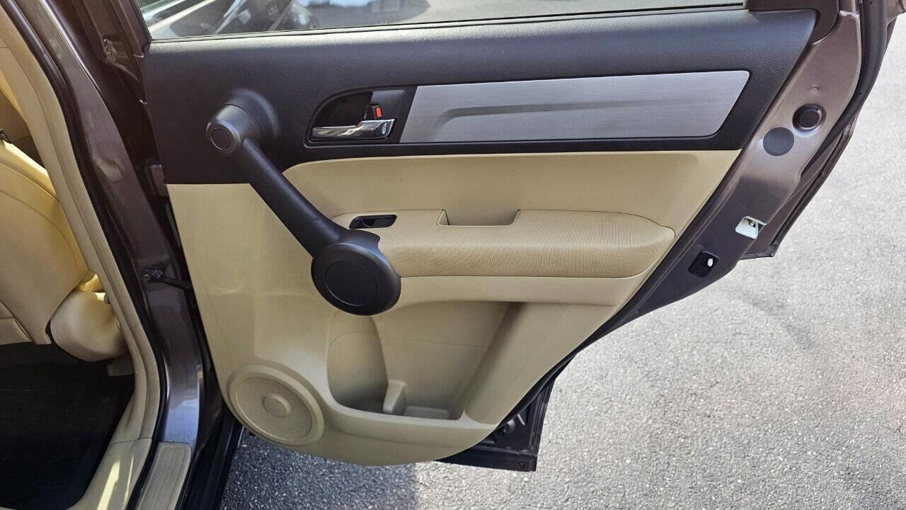 Used 2011 Honda CR-V SE image 27