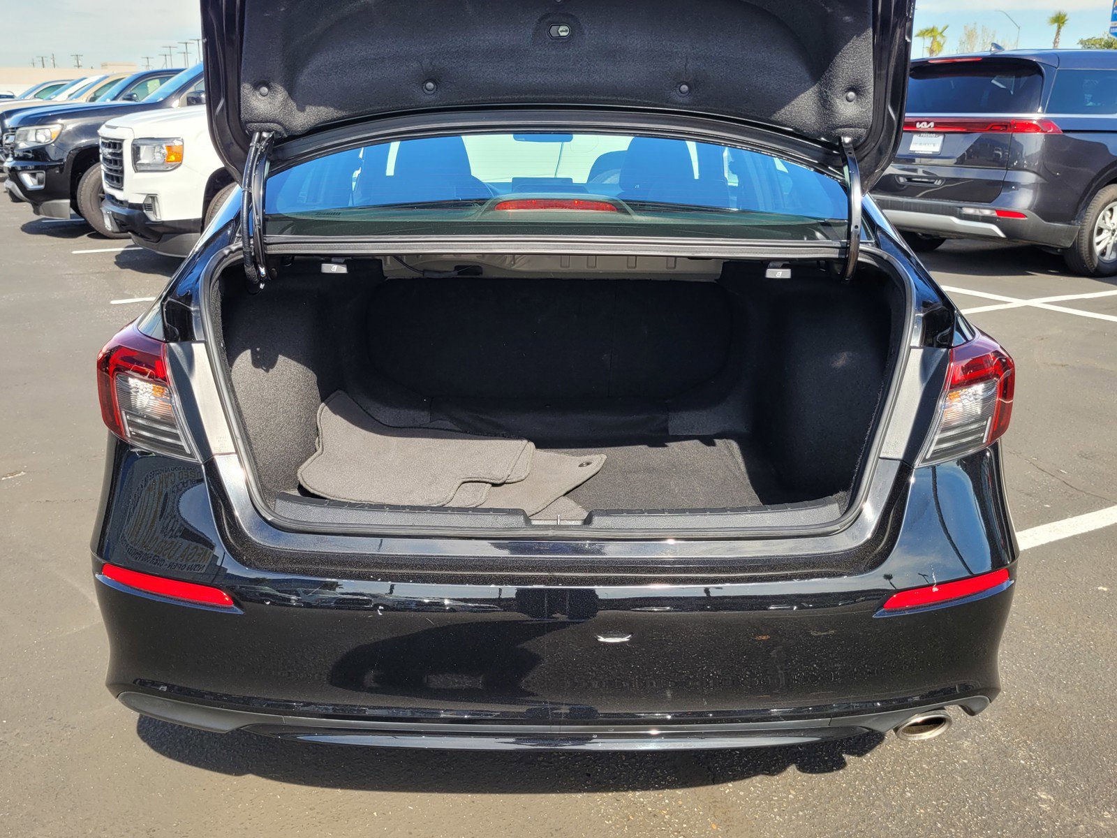 Used 2025 Honda Civic Sport image 27