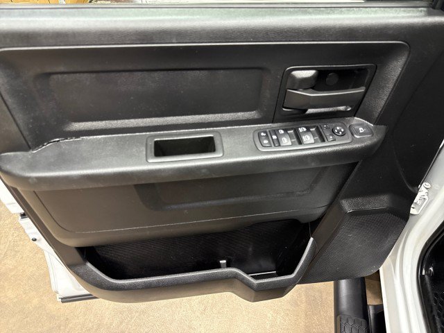 Used 2024 RAM 3500 Tradesman AWD/4WD image 31